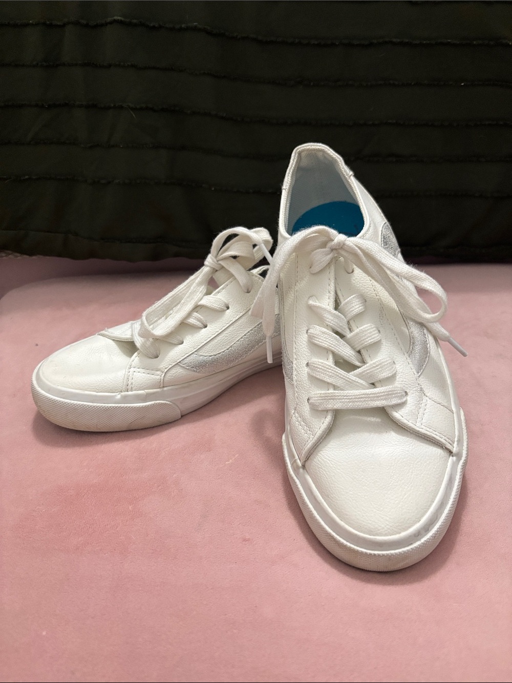 White Women's Blowfish Casual Lace-Up Sneakers